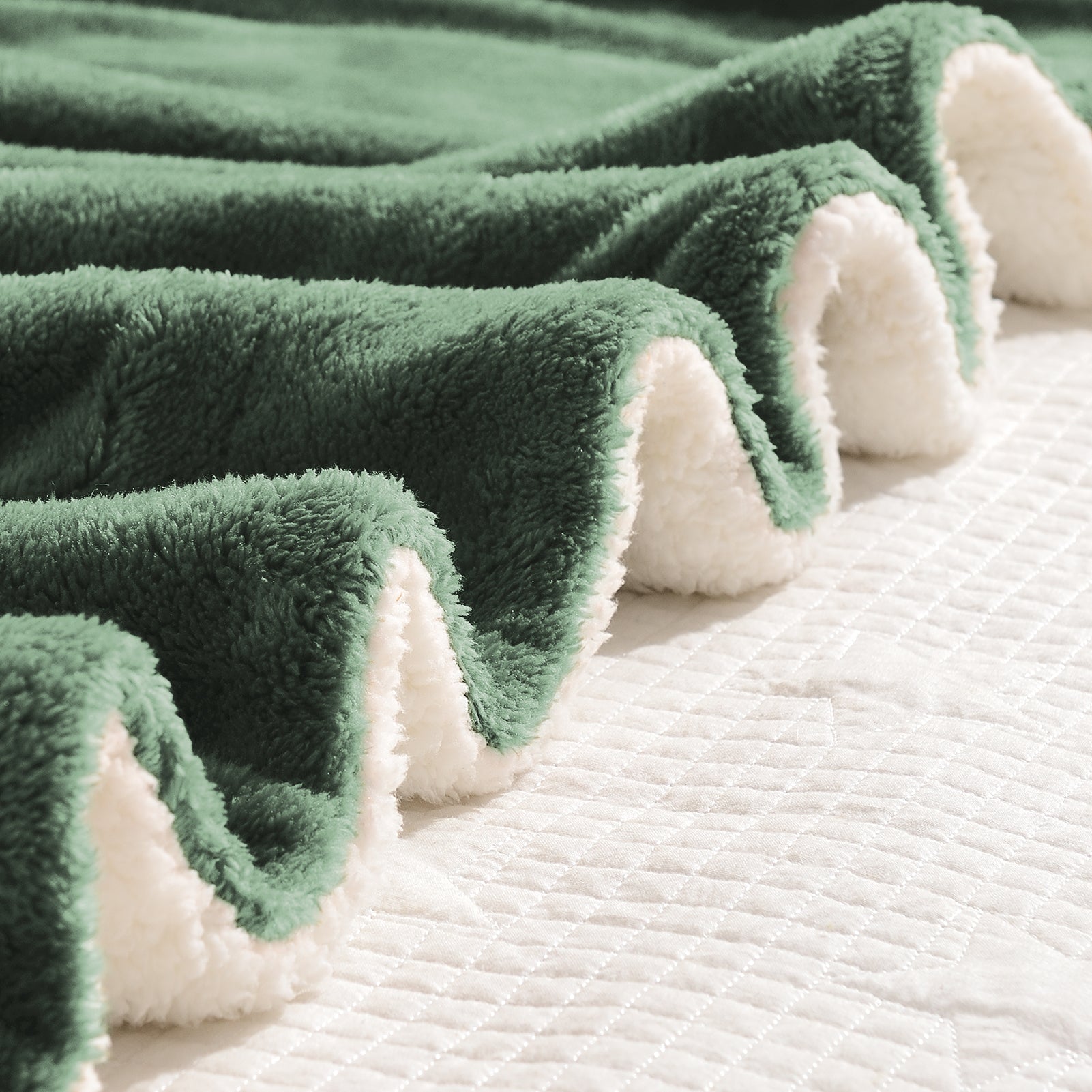 Polar Fleece Sherpa Throw Blanket